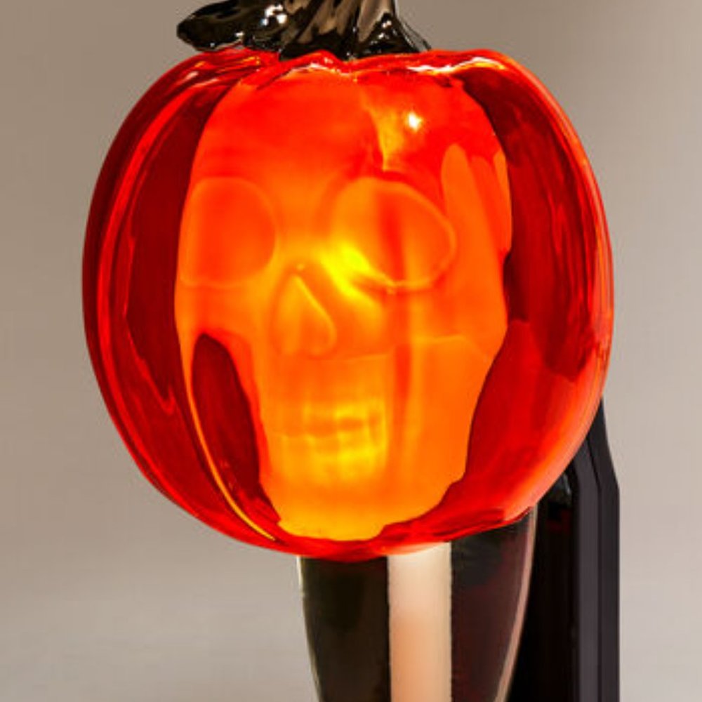 Bath & Body Works Light Up Pumpkin Skull Wallflower Plug